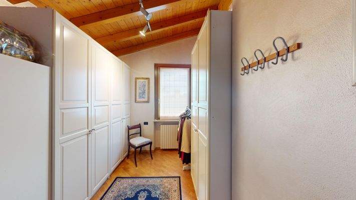 MT-002-195-Villa-singola-vista-lago-Polpenazze-del