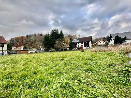 großes Grundstück