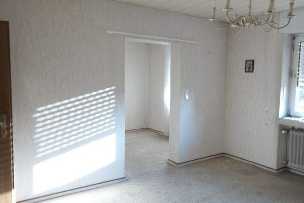 Schlafzimmer EG mit Ankleidezimmer