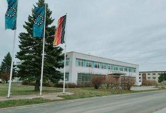 Theater mit Cafeteria und Bars