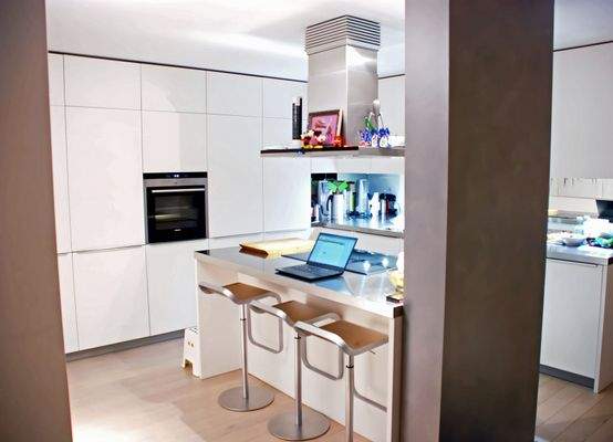 Offene Küche mit Kochinsel 