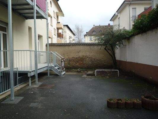 Südbalkon+Hofanteil