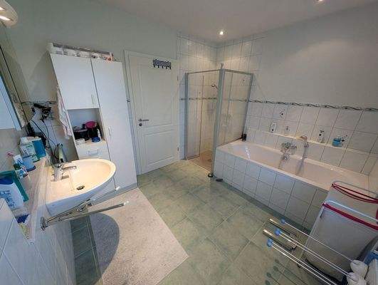 Dusch- und Wannenbad