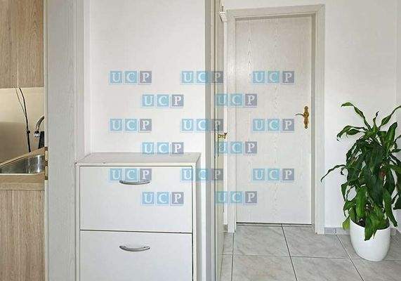 BA081A97-655A-4FF4-AE51-DAB7FC