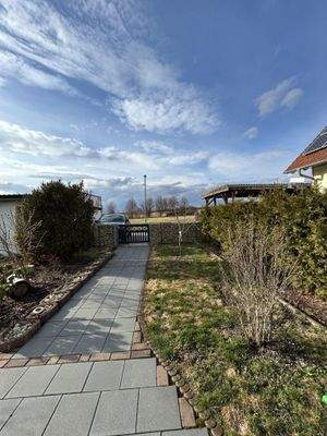 Zugang Garten Parkplatz