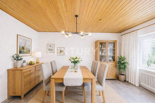 EG-Esszimmer (Einrichtungsbeispiel)