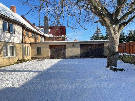 Mehr als nur 2 Garagen