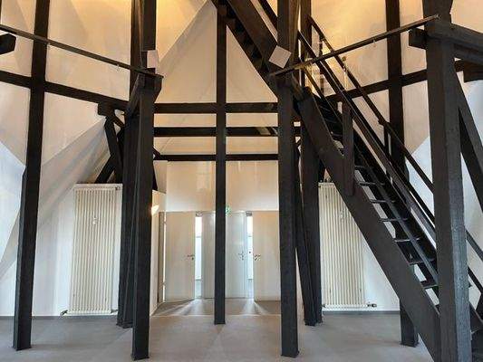 Pelikanplatz 35, 4. + 5. OG