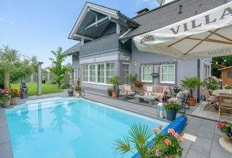 HP1-Einfamilienhaus-Salzburg-Poolansicht