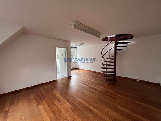 Schlafzimmer mit Wendeltreppe