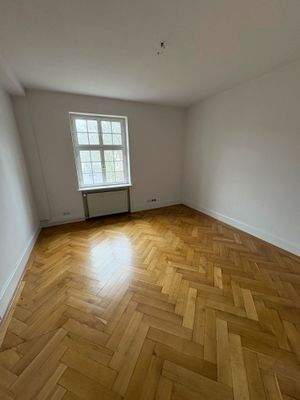 Zimmer 1 Wohnung 1. OG