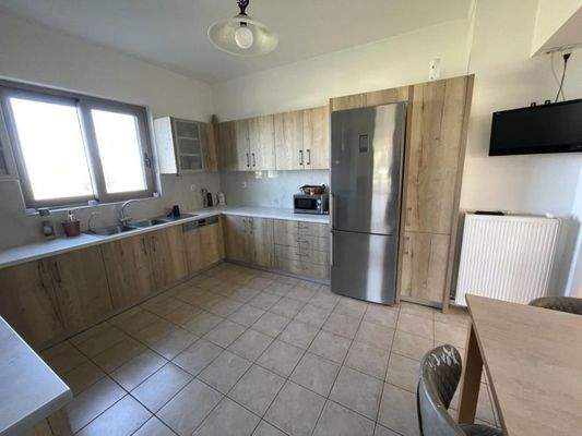 Kreta, Pigi: Geräumiges Haus mit Meerblick zu verkaufen