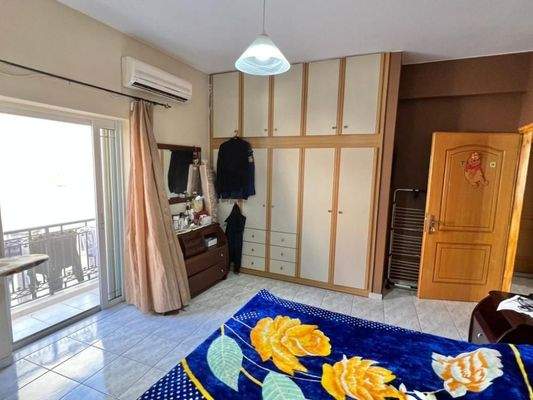 Kreta, Agios Nikolaos: Stadtwohnung mit Meerblick zu verkaufen