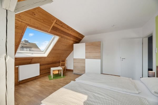 Schlafzimmer 1 im Obergeschoss Ansicht 2