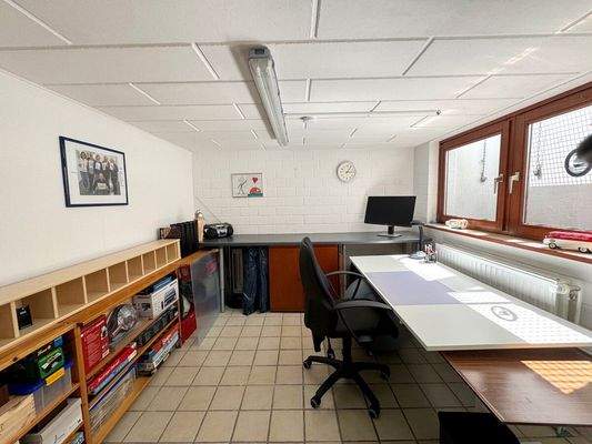 Homeoffice im Kellergeschoss