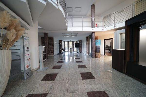 Blick beim Eintritt EG