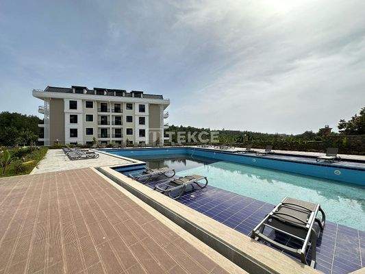Chic Apartments in a Complex within Nature in Alanya