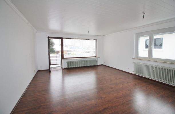 OG-Wohnung / Wohn- und Essbereich