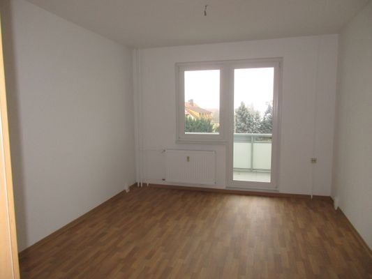 AS 2 a 2. OG rechts Wohnzimmer