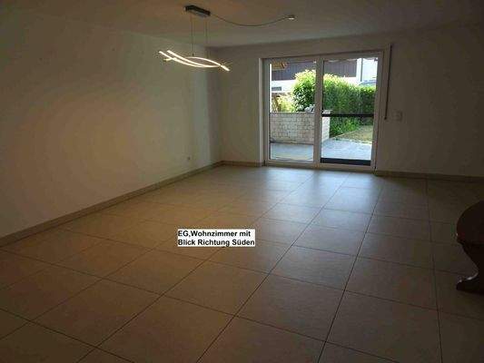 EG Wohnzimmer, Blick zur Terrasse