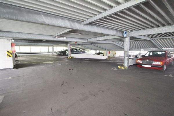 Parkhaus Dachgeschoss