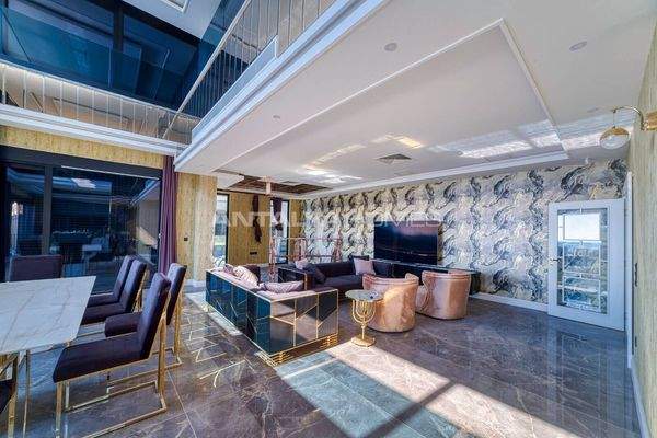 Manor House with Private Pool Near Beach in Kargicak Alanya