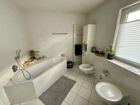 WhatsApp Image 2025-05-03 at 09.41.30 (7).jpeg