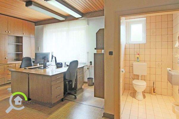 EG Büro mit WC