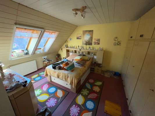 Schlafzimmer DG 