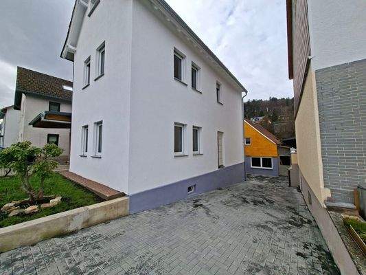 Wohnhaus mit Heogeinfahrt