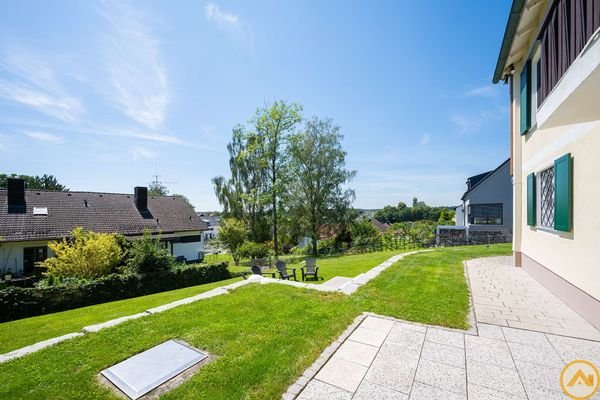 sonnige Terrase in Süd-Ausrichtung