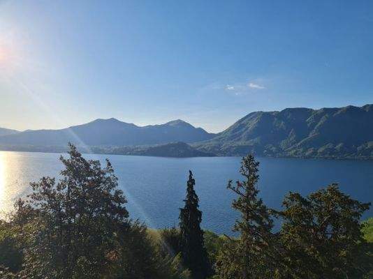 Villa Michelin: Traumhafte See- und Bergsicht