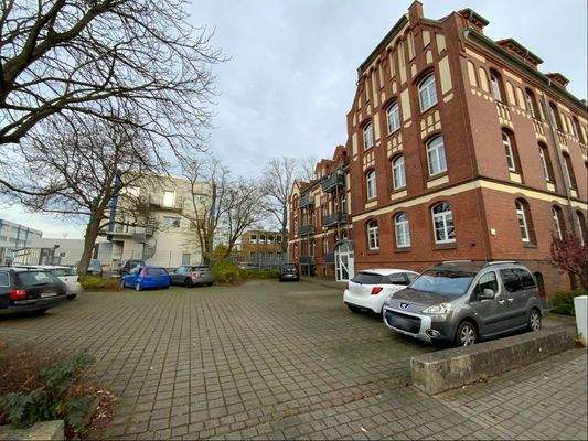 Frei-Parkfläche vor Haus - Nr. 4 A