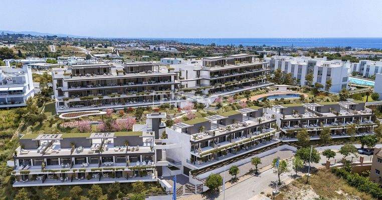 Apartmens in a Complex with a Pool in Estepona New Golden Mile