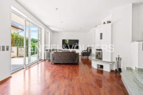 EG Wohnzimmer mit Kamin