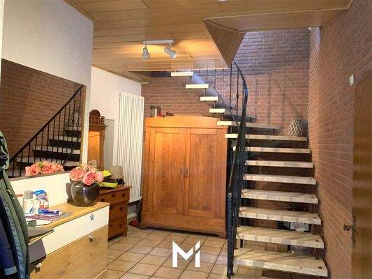 großzügiger Eingangsbereich zum Dachgeschoss