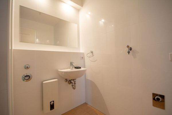 ... und Waschmaschinen-Anschluss