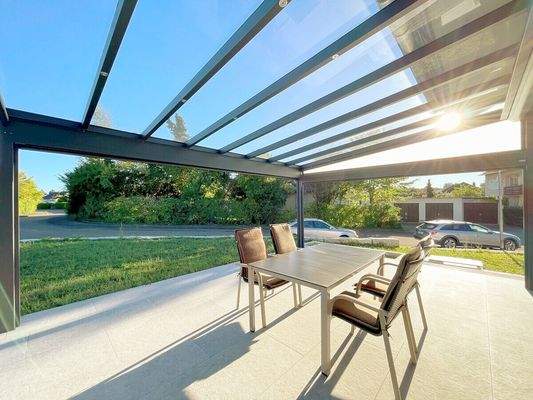 Weitere Terrassenansicht nach Westen