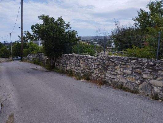 Schöne Aussicht auf das Meer und die Berge in Episkopi- Baugrundstück