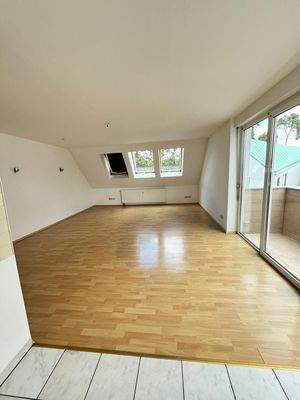 1. OG Wohn und Speisezmmer.jpg