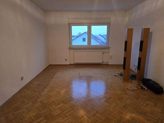 Wohnbereich mit Großem Fenster