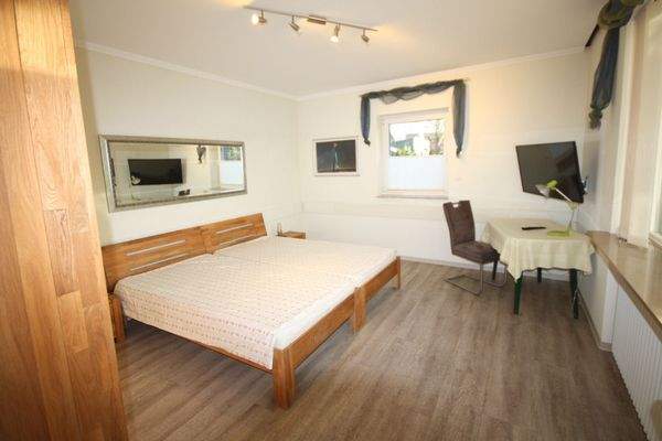 Schlafzimmer Wohnung 1