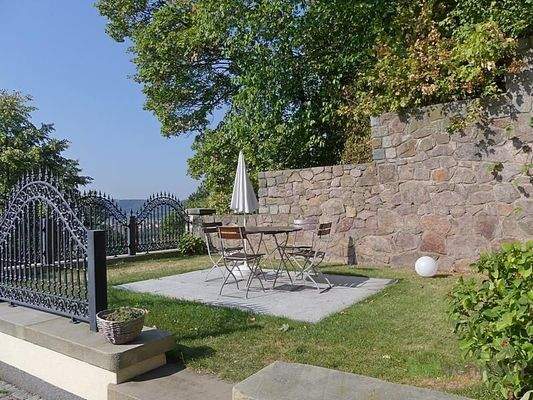 eigene Terrasse mit Aussicht