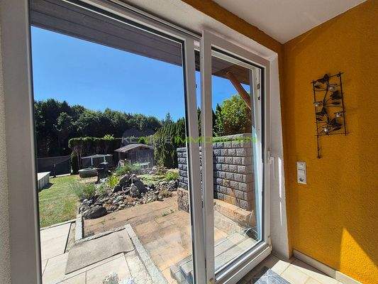 WE01 Wintergarten 02 mit Zugang in Garten