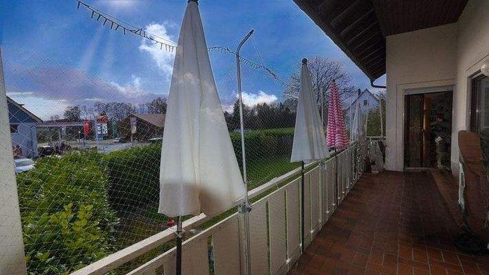 Balkon/ Terrasse EG-Wohnung