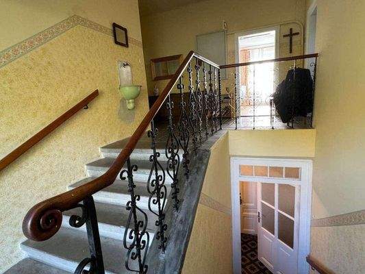 EG zum OG Treppenhaus