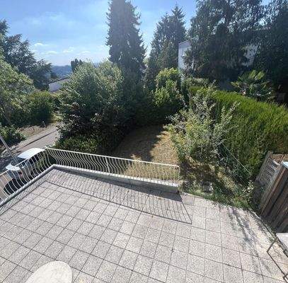 Ansicht Terrasse und Garten