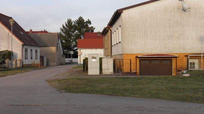 Nachbarwohnobjekt mit neuer Zufahrt