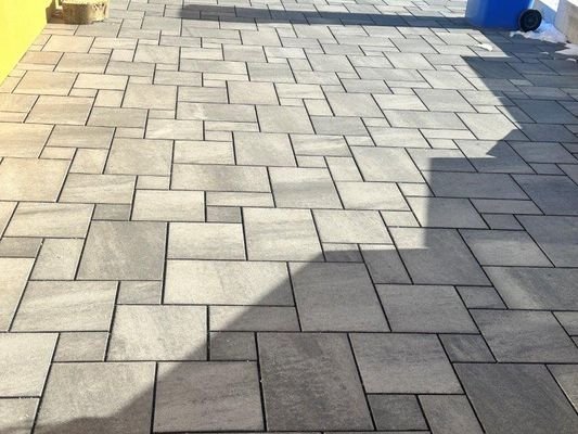 neuer Plattenbelag Terrasse