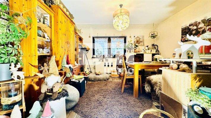 OG / DG Wohn / Esszimmer / Zugang Balkon